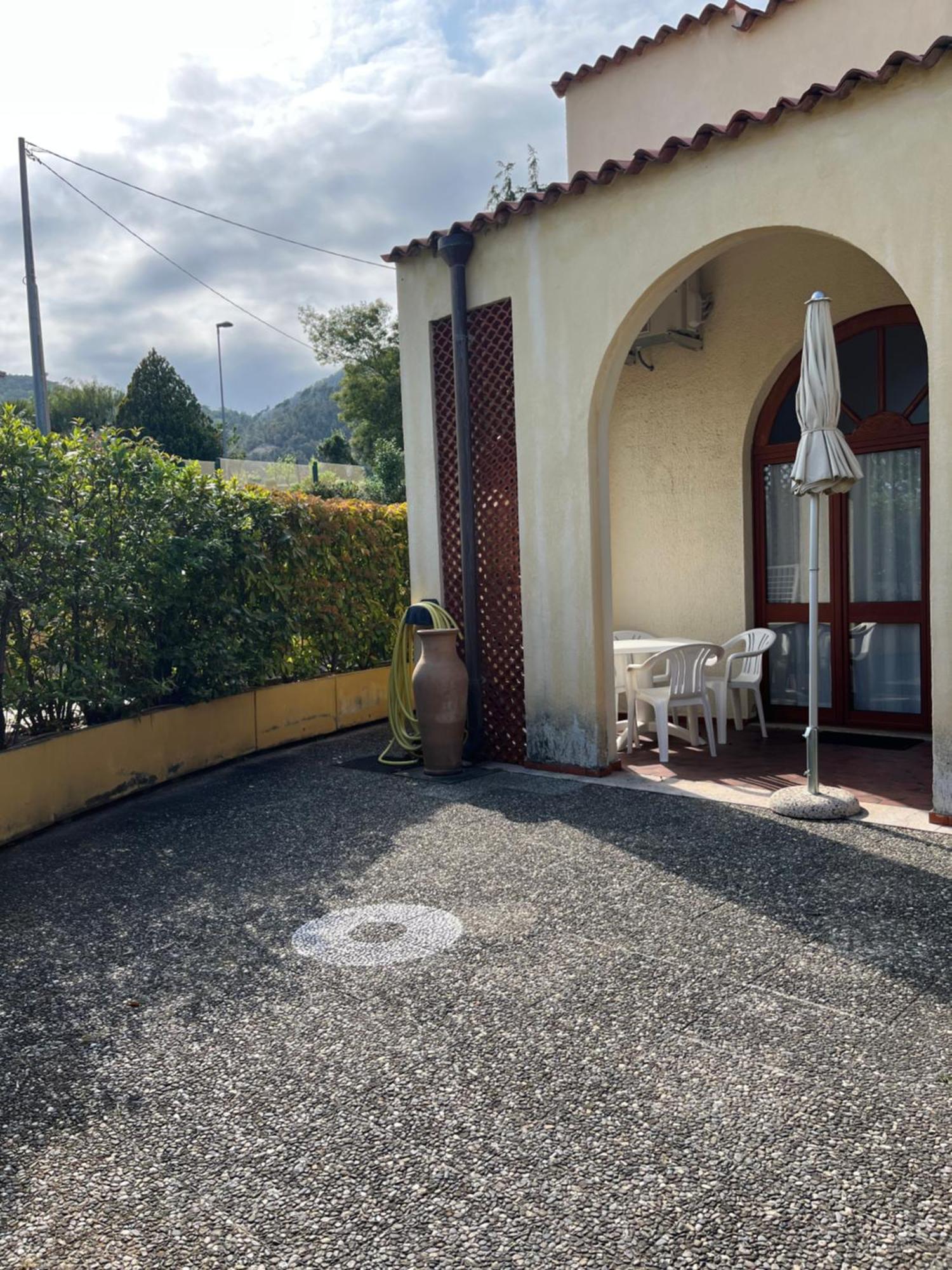 Residence Pian Dei Boschi ปิเอตราลิกูเร ภายนอก รูปภาพ