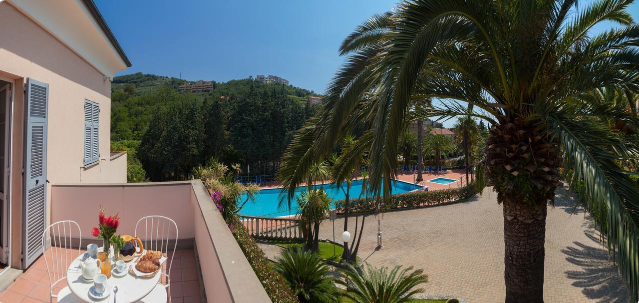 Residence Pian Dei Boschi ปิเอตราลิกูเร ภายนอก รูปภาพ
