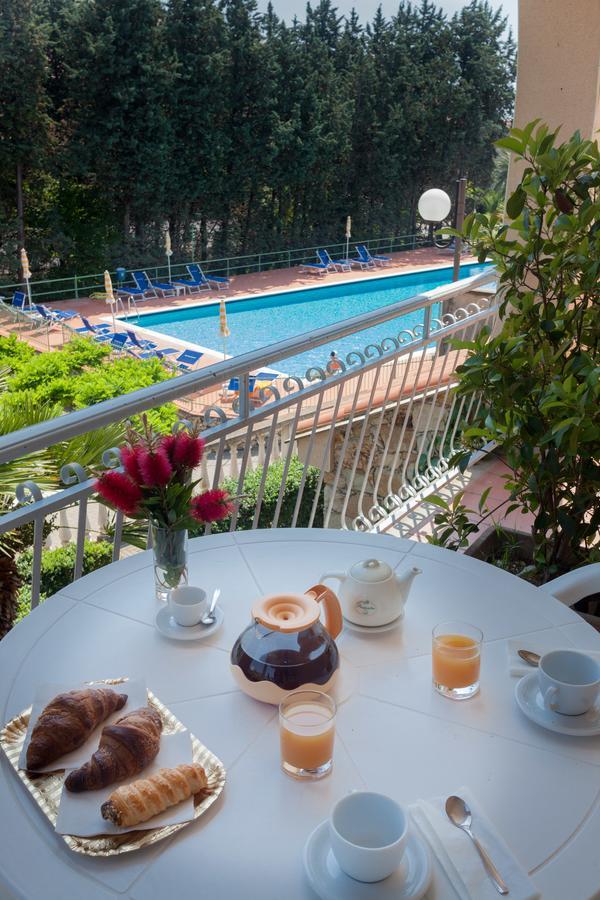 Residence Pian Dei Boschi ปิเอตราลิกูเร ภายนอก รูปภาพ